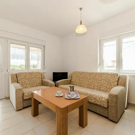 Apartment Isola *